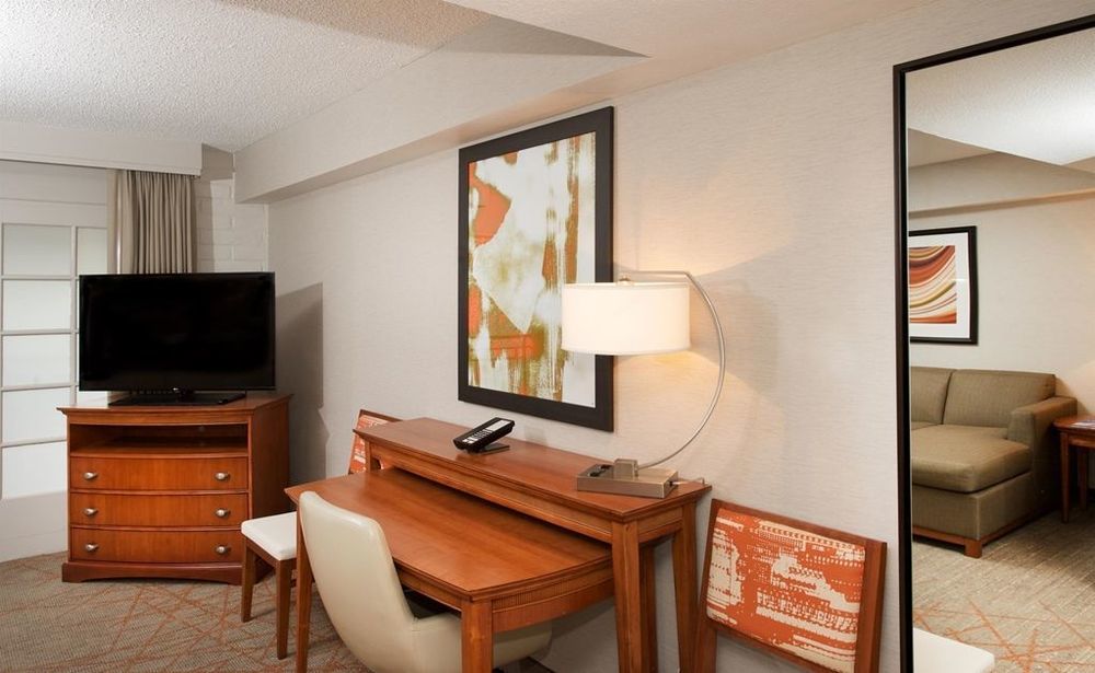 Embassy Suites By Hilton El Paso Bilik gambar